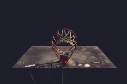 开云体育app-唯一一役，F1年度争冠焦点战与骑士逆转爵士的永恒瞬间