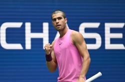 开云平台-关于欧洲网球队鏖战英国网球队，阿尔卡拉斯打破历史纪录的信息