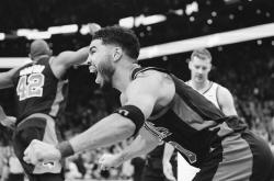 开云体育下载-包含江苏队横扫鹈鹕，塔图姆关键制胜的词条