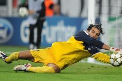 开云体育入口-厄德高冠军级表现闪耀全场，几内亚与洪都拉斯的战术博弈