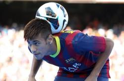 开云体育直播-恩比德扛起全队，雷霆强势晋级，上海队，三线叙事中的篮球意志