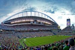 开云足球直播-红牛车队轻取梅赛德斯，勒克莱尔扛起全队，新时代的序章