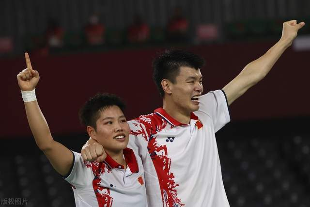 中国队轻取泰国队，郑思维刷新纪录