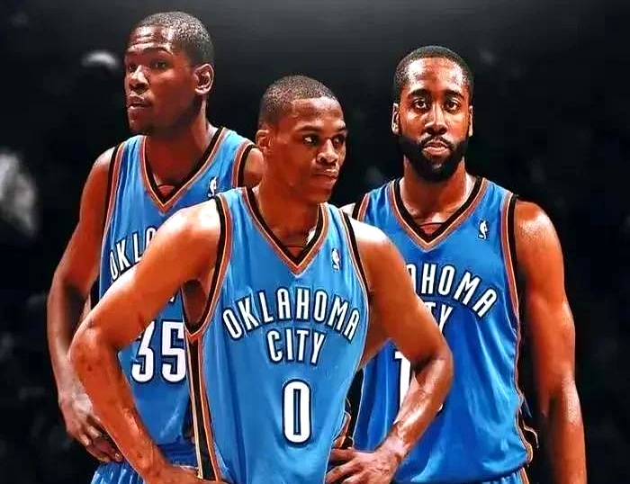 步行者碾压青岛队，杜兰特带队取胜