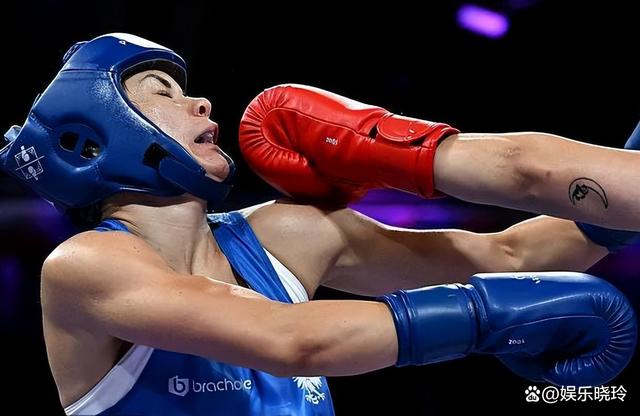 包含意大利拳击选手表现出色，轻松击败对手的词条