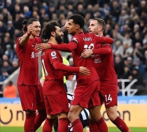 尤文图斯客场不敌利物浦，遭遇惨败