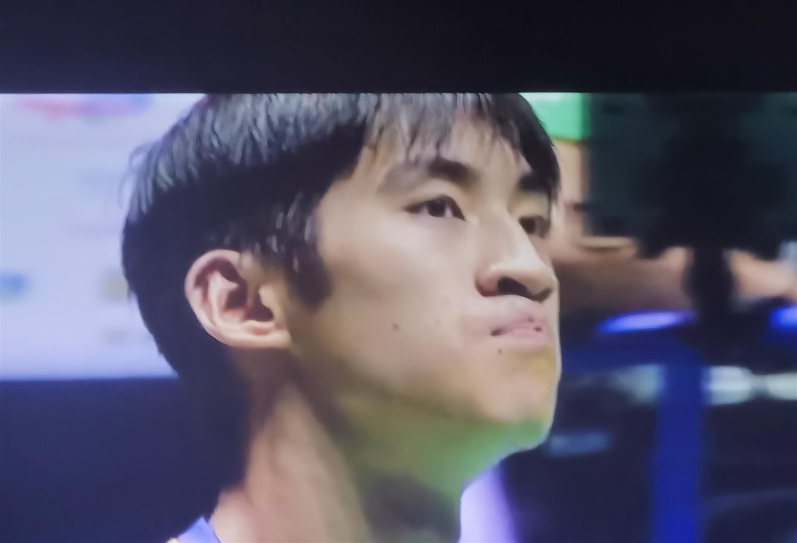 自信满满：加拿大选手实现逆袭的简单介绍