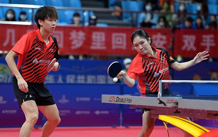 日本乒乓球队碾压波兰乒乓球队，许昕完成帽子戏法的简单介绍