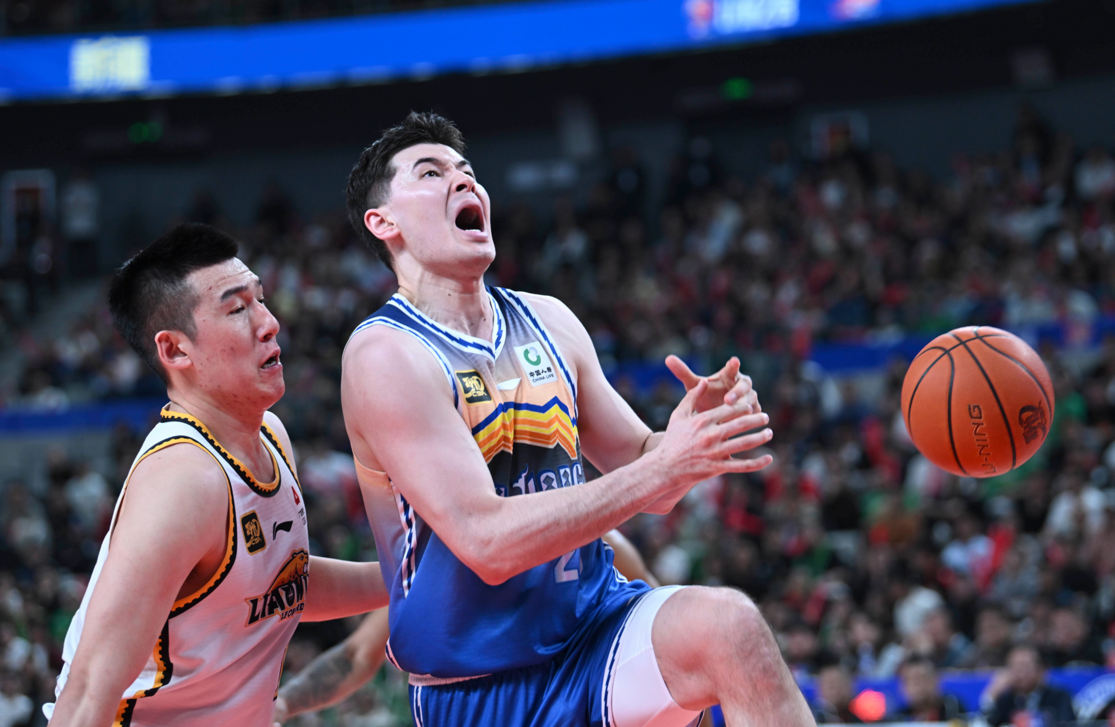 热火后卫火热表现，连胜击败劲旅的简单介绍