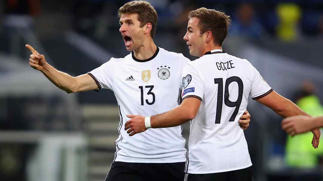 包含阿根廷横扫丹麦，穆勒高光表现的词条