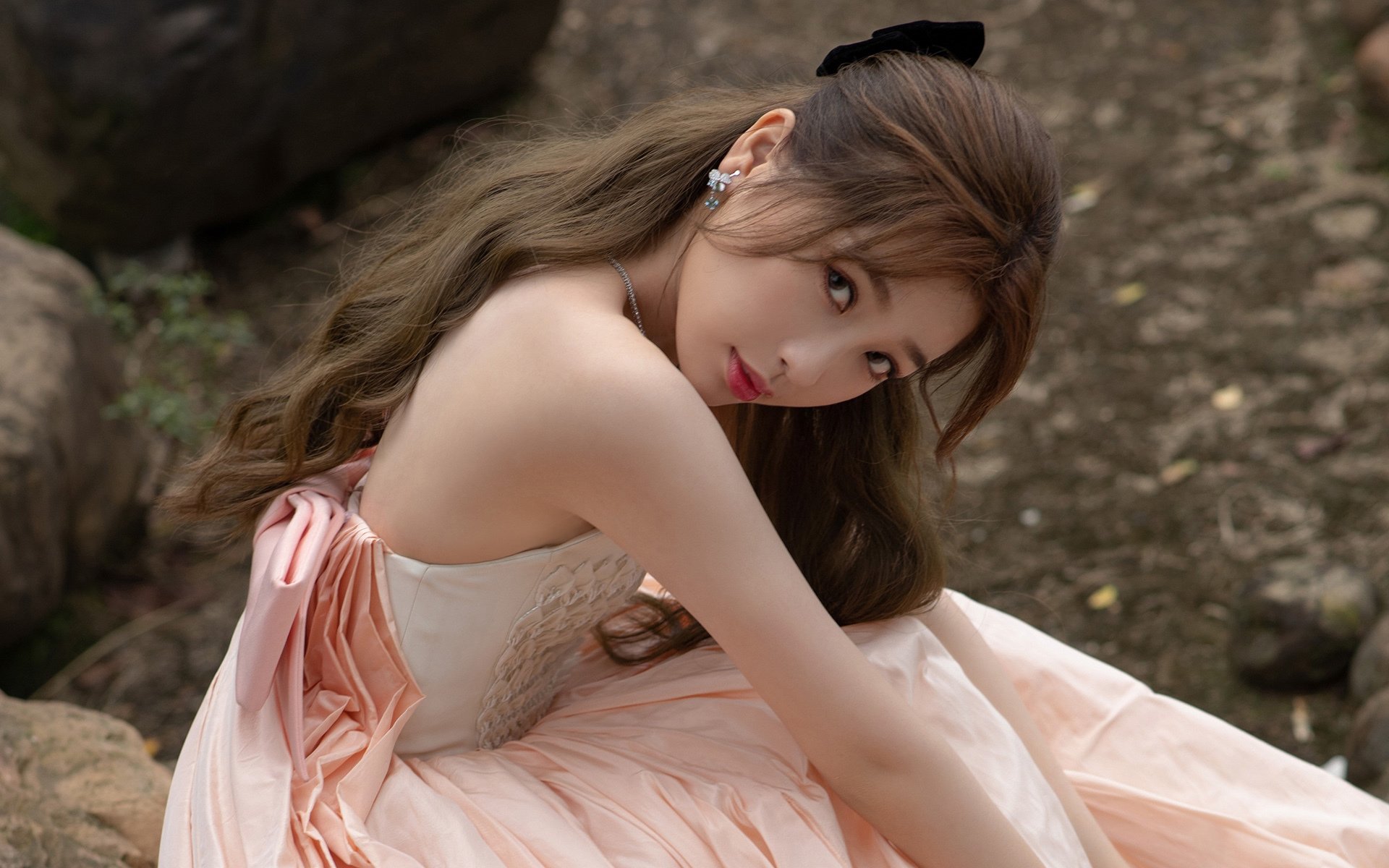 福克斯无解表现成雷霆取胜关键,团队协作助球队稳稳拿下北京队