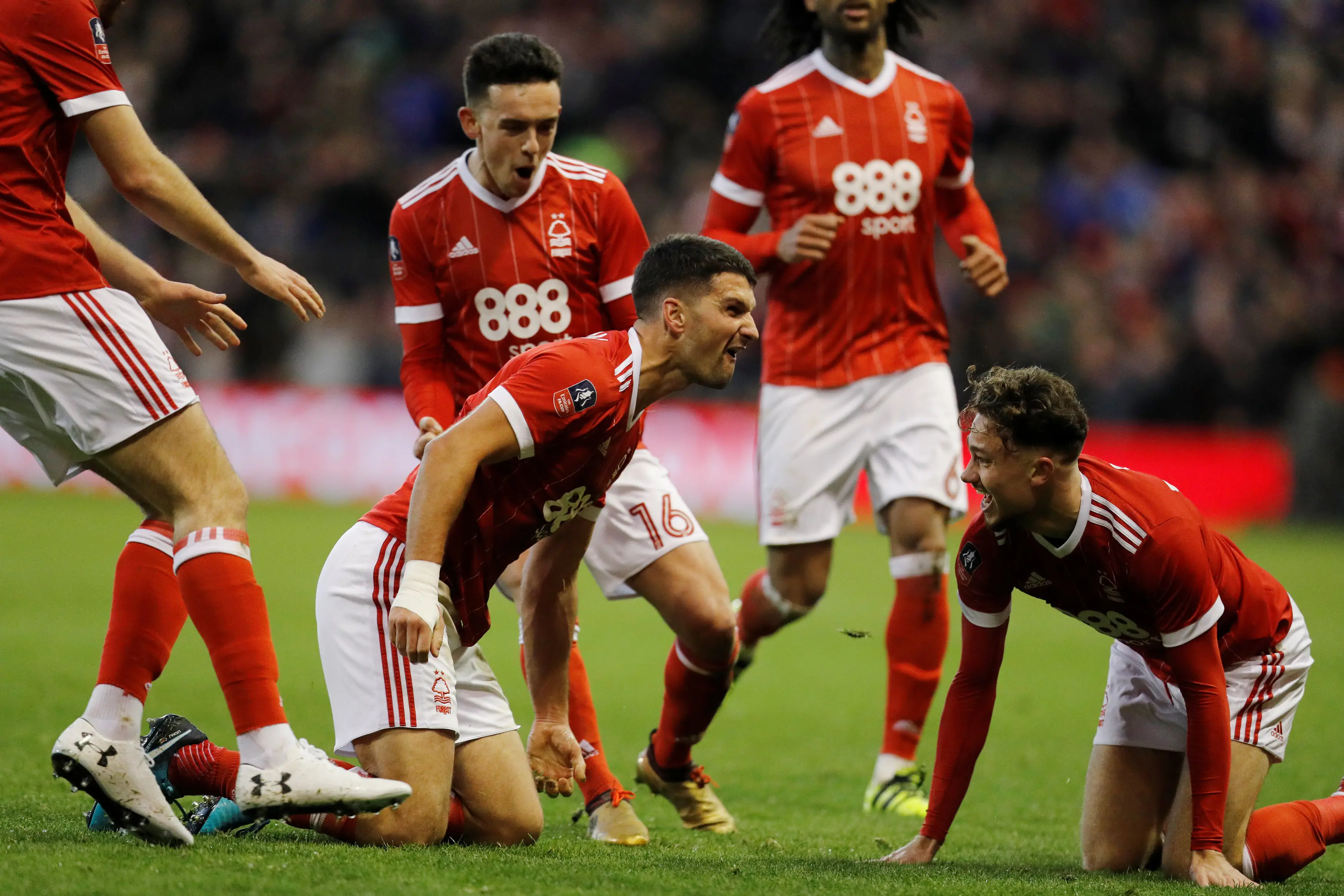 包含埃弗顿客场不敌西汉姆联,遭遇两连败的词条 包含埃弗顿客场不敌西汉姆联,遭遇两连败的词条